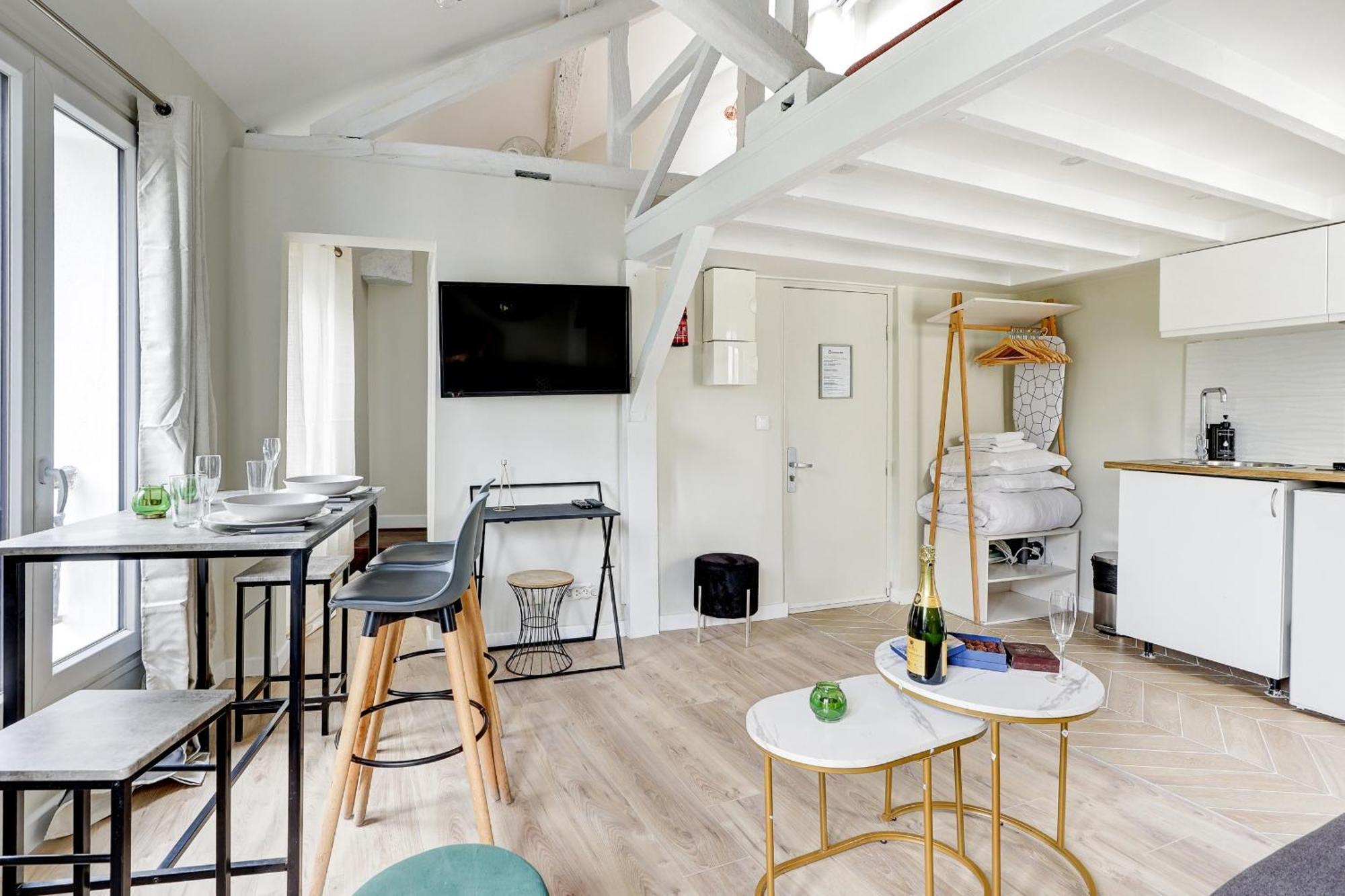 Bluestay 24 - Superb In * Paris